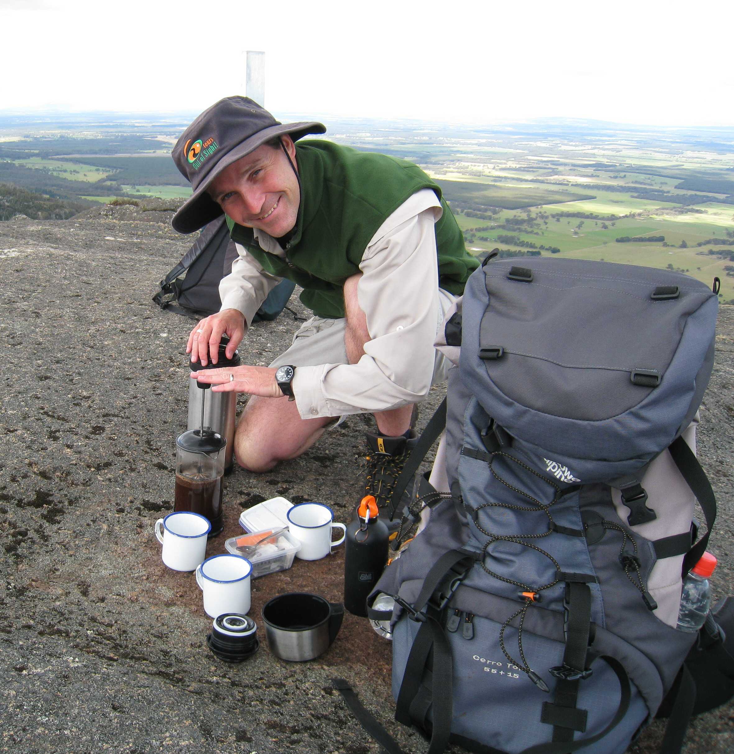 Dr Dave Bomba Out of Sight Tours