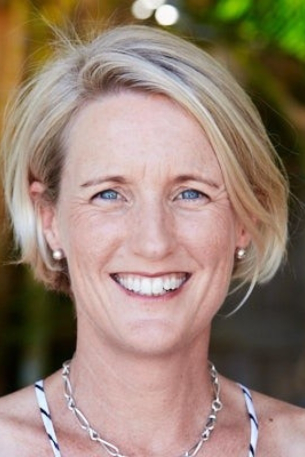 Profile Image of Sally Hollis